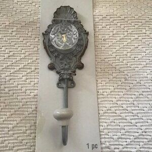 Notting Hill Studio Decor Viewpoint Grey metal Wall Hook